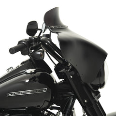 Side profile of Batwing Fairing on 2018 HD FLHRXS Road King Special 